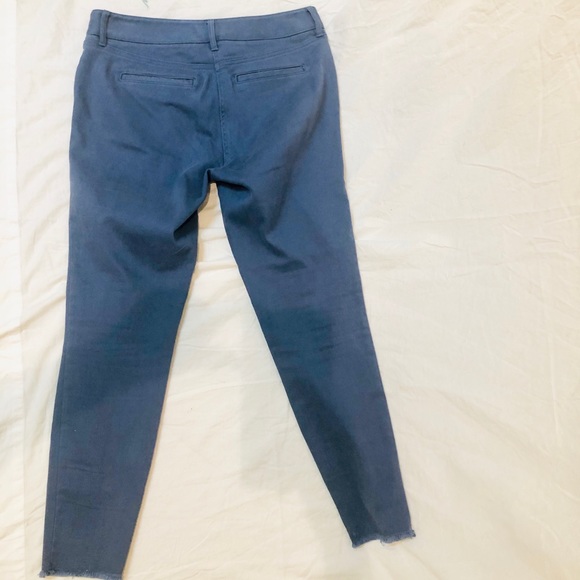 SOLD Ann Taylor Loft Blue zipper skinny jeans - Picture 4 of 5